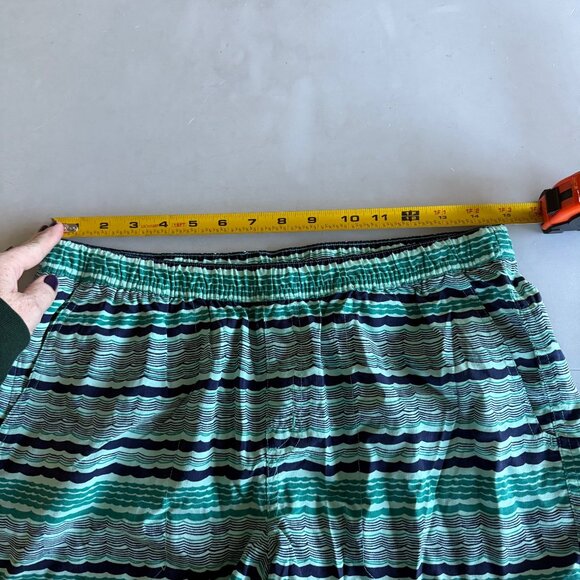 LL Bean Wave Stripe Nylon Swim Board Shorts w Pockets 504878 Womens size Medium - Picture 10 of 12